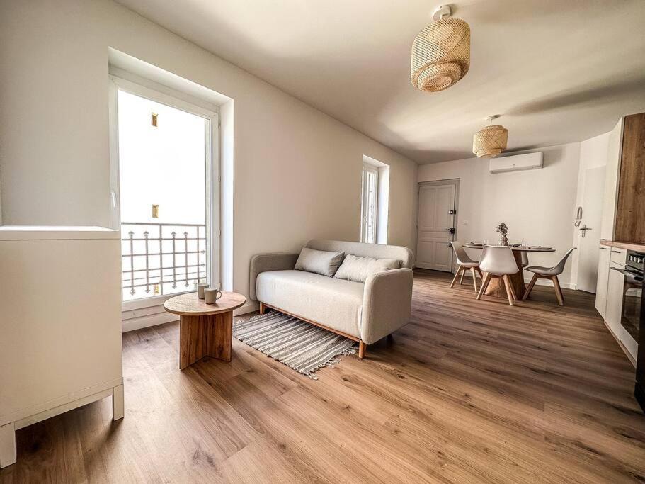 T2 Le Miredames Apartment Castres  Exterior photo